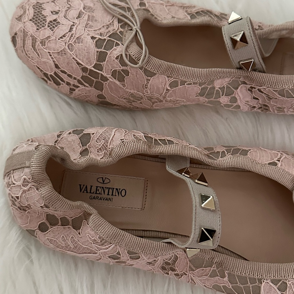 Valentino Garavani Flats - Picture 5 of 6